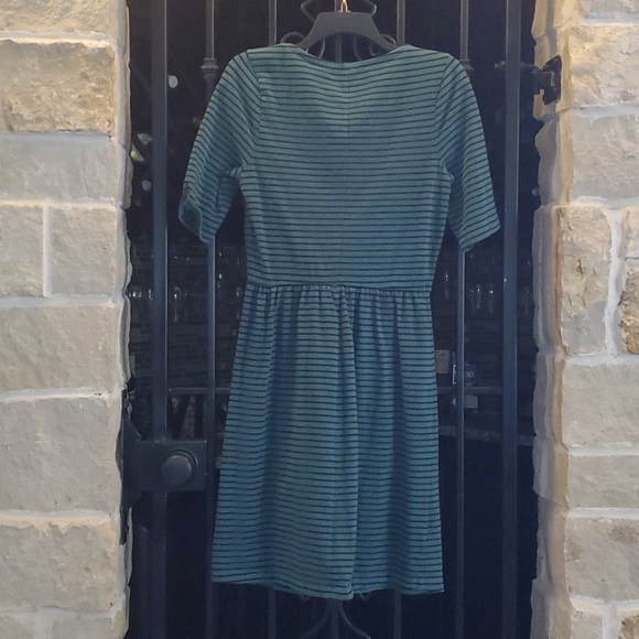 Old Navy Dress 💚 - Picture 9 of 11